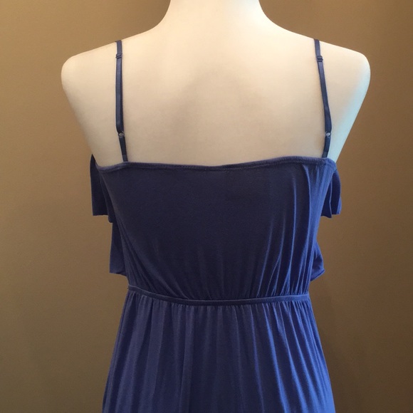 ✨✨Beautiful Shade of Blue Maxi Dress - Picture 6 of 8